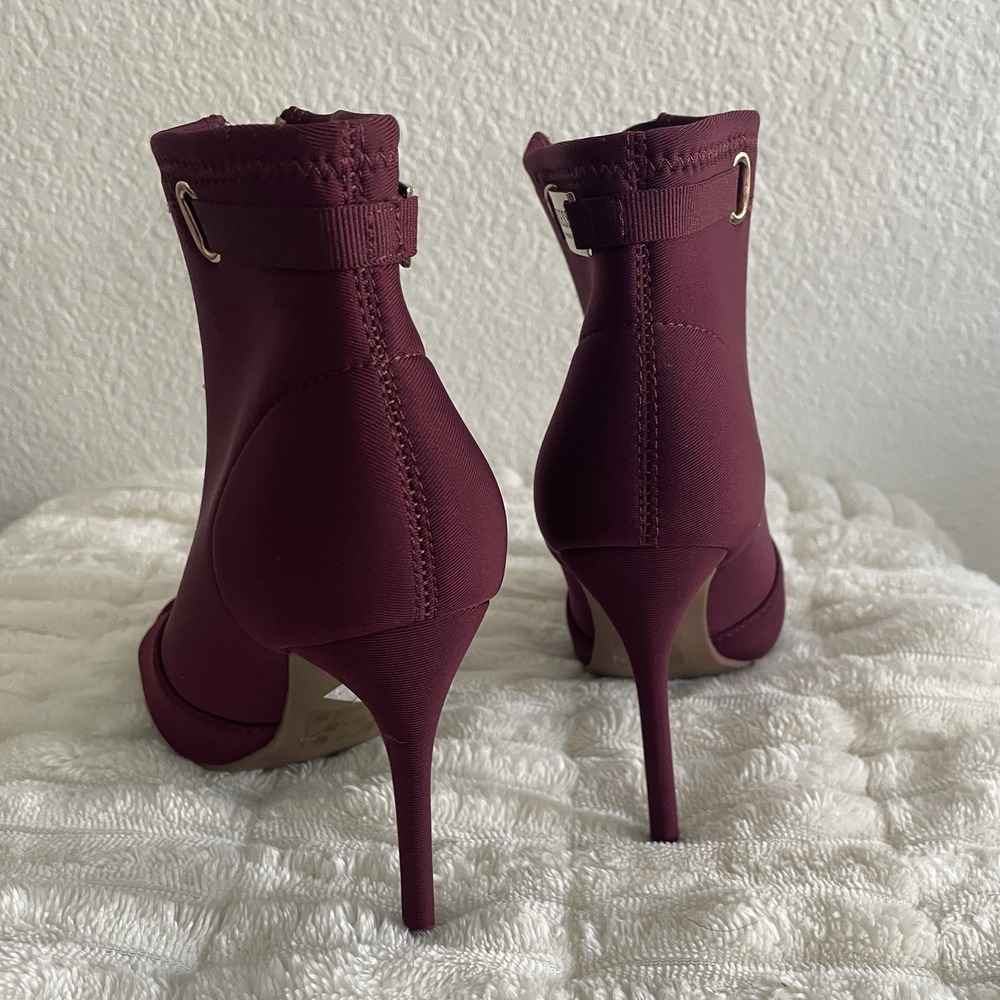 Guess Los Angeles Sz 6 Miranda Purple Heeled Boots with Front Zipper Gold Accent - Picture 6 of 10